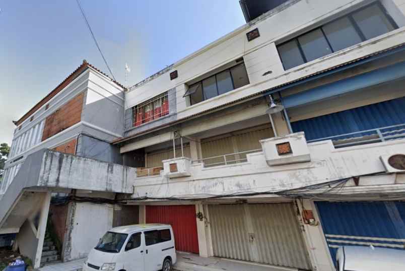 ruko kosong 2 unit di sudirman denpasar selatan shm