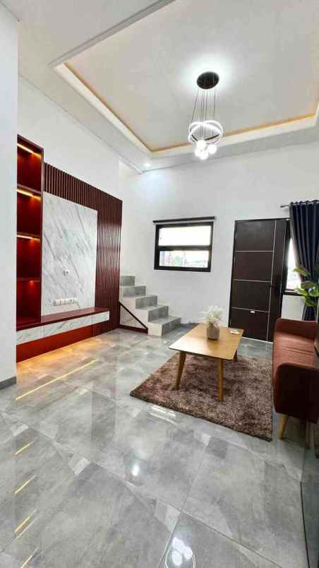 rumah 2 lantai 800 juta an dp 0 free semua biaya