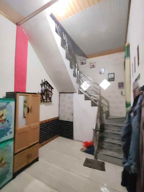 rumah 2 lantai hook di ciujung kragilan serang