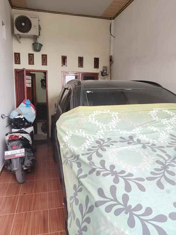 rumah 2 lantai hook di ciujung kragilan serang