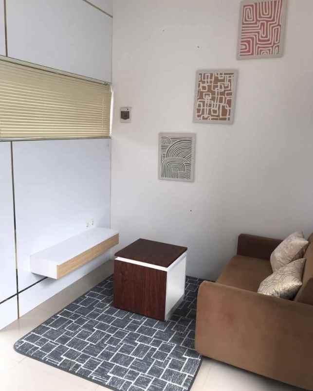 rumah 2 lantai lokasi dekat tol sawojajar