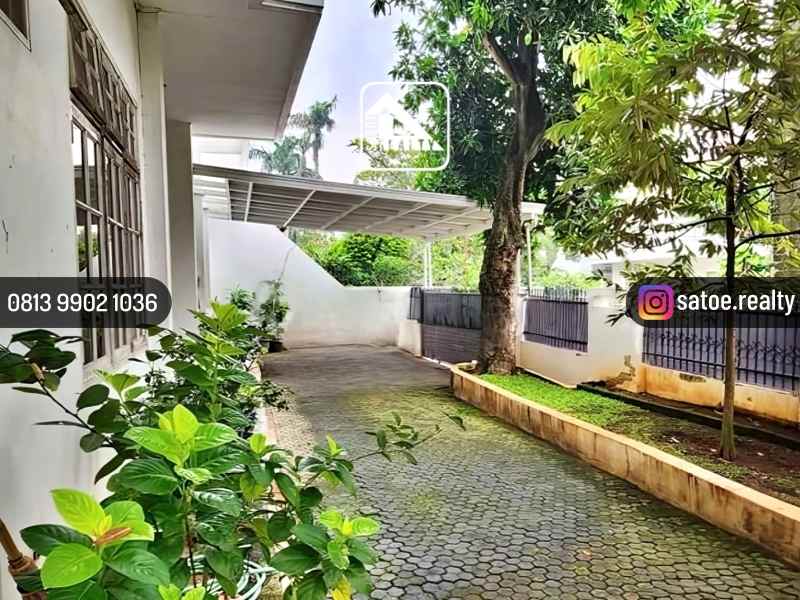 rumah 2 lantai siap huni di area premium pondok indah