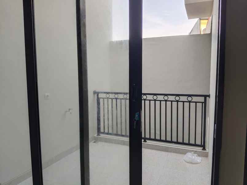 rumah bagus dp 0 di gdc cilodong depok