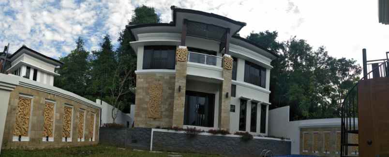 rumah bangunjiwo yogyakarta