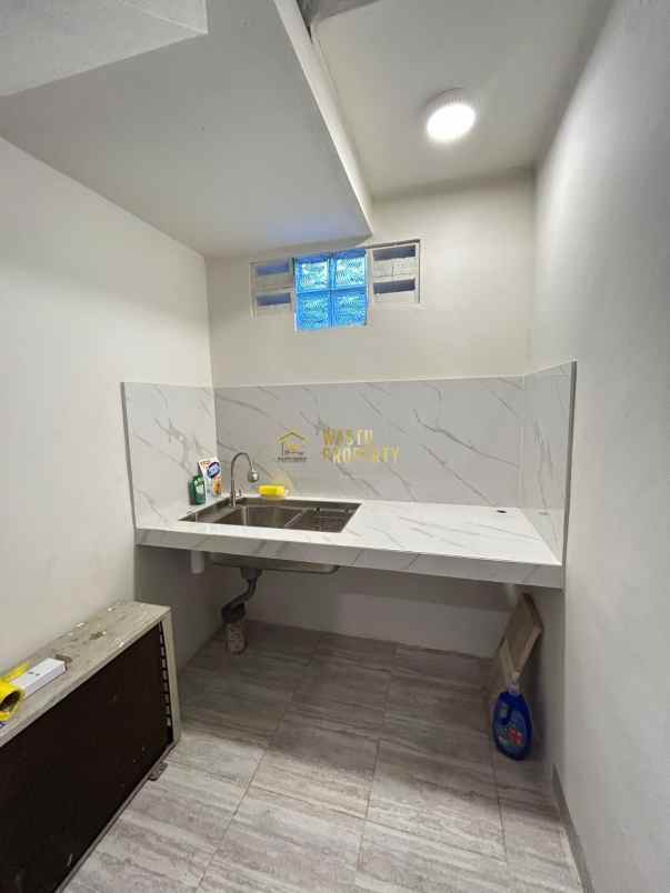 rumah baru 2 lantai di kalitirto berbah siap huni