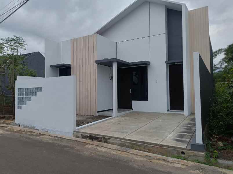 rumah baru murah desain modern di mijen semarang
