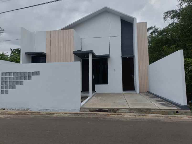 rumah baru murah desain modern di mijen semarang