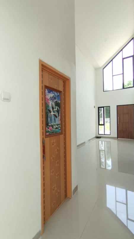 rumah bekasi dekat dengan kawasan mm2100