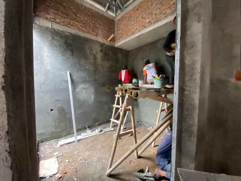 rumah cantik di seyegan harga terjangkau dan bisa kpr