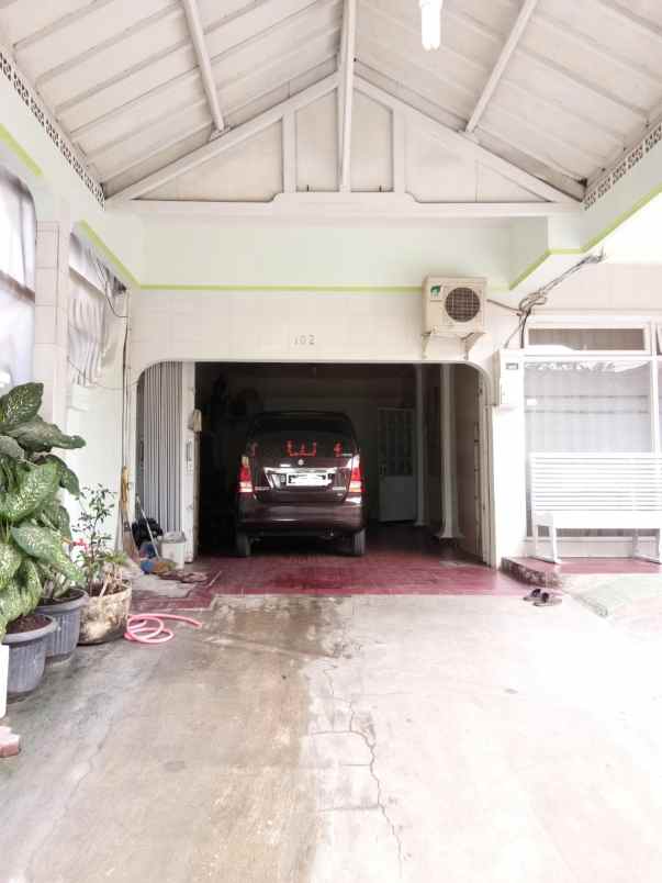 rumah cipinang besar selatan