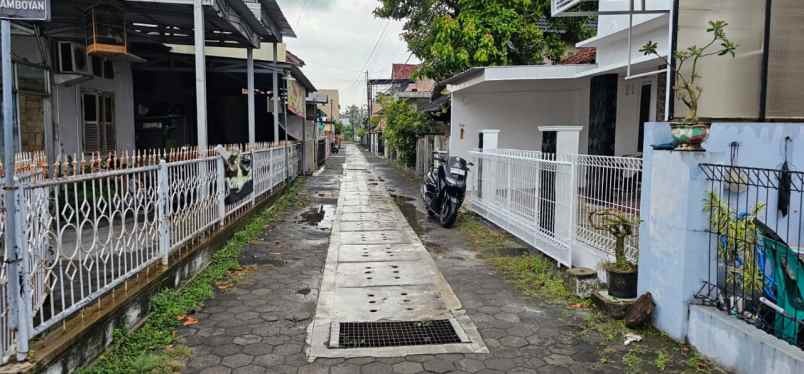 rumah cluster dalam ringroad kotagede jogja