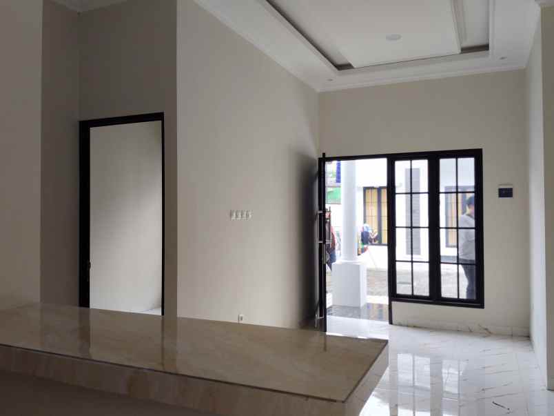 rumah dekat alun alun gdc jatimulya depok