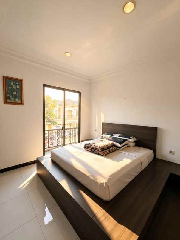 rumah di cluster elite jedaite de park bsd city