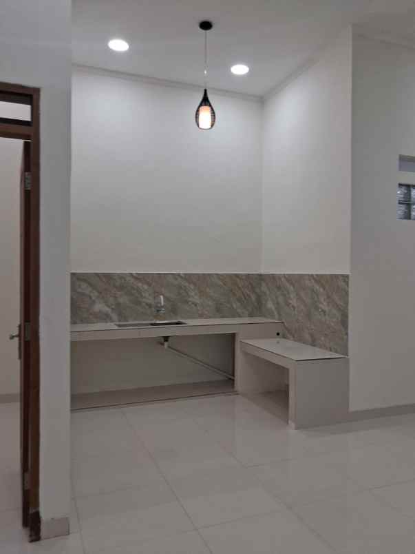 rumah di indraprasta semarang