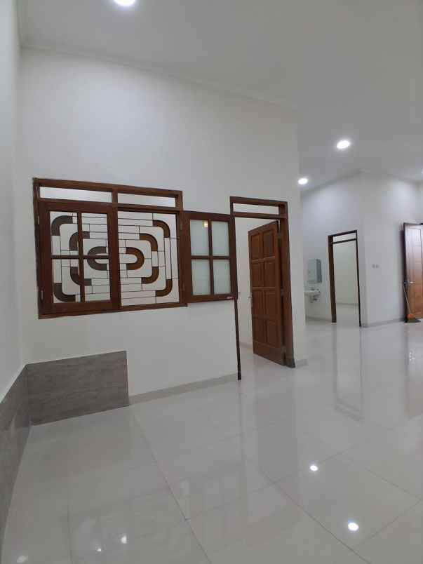 rumah di indraprasta semarang