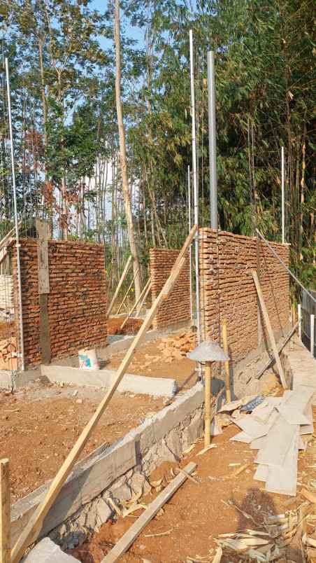 rumah dijual dua lantai di banyumanik semarang