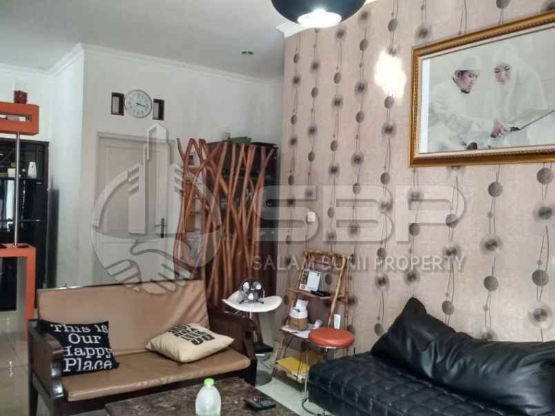 rumah fast respon wa 0813 9127