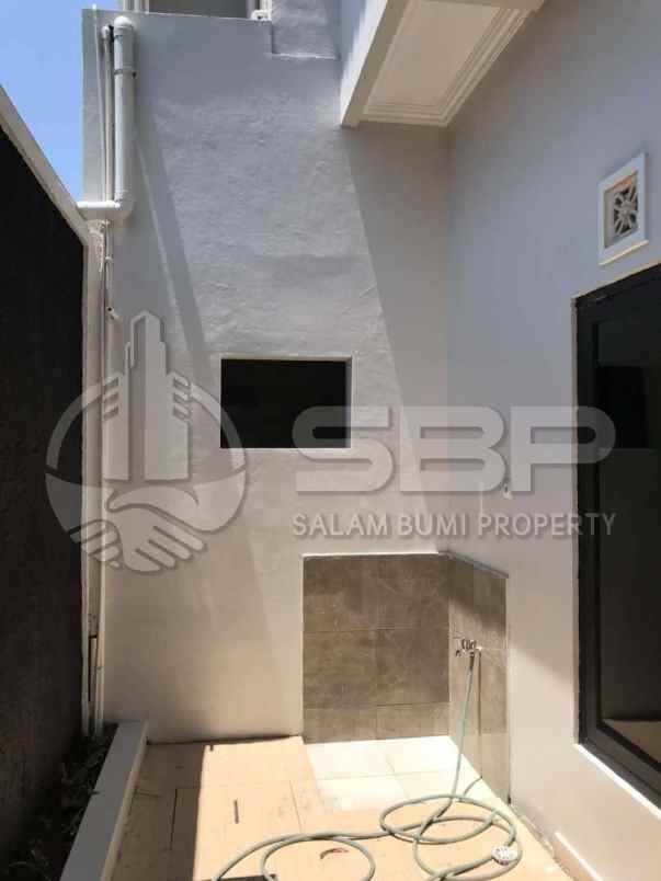 rumah fast respon wa 0813 9127