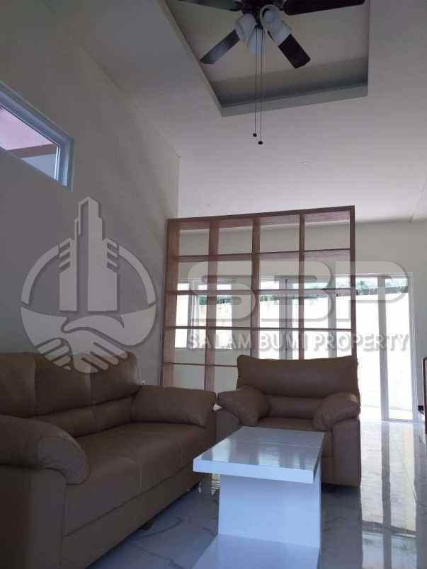 rumah fast respon wa 0813 9127