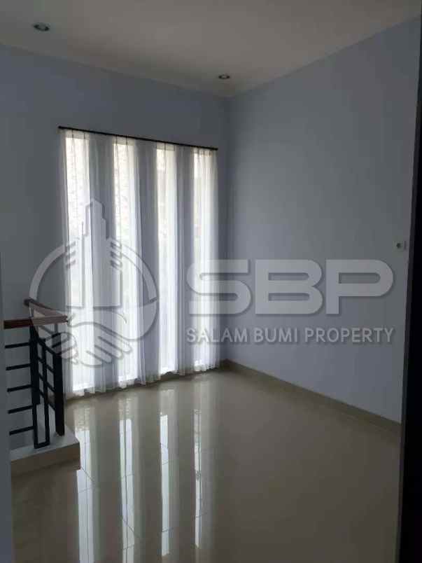 rumah fast respon wa 0813 9127