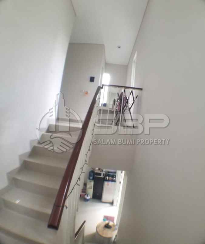 rumah fast respon wa 0813 9127