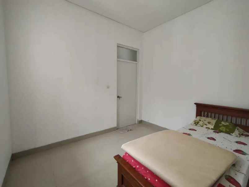 rumah fast respon wa 0813 9127