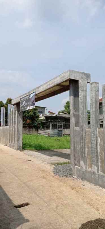 rumah green village cibinong jl