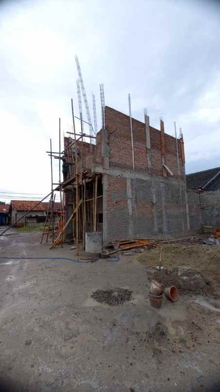 rumah jalan graha raya bintaro