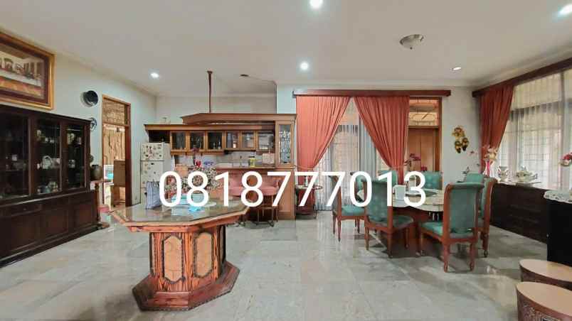 rumah jalan pinang raya