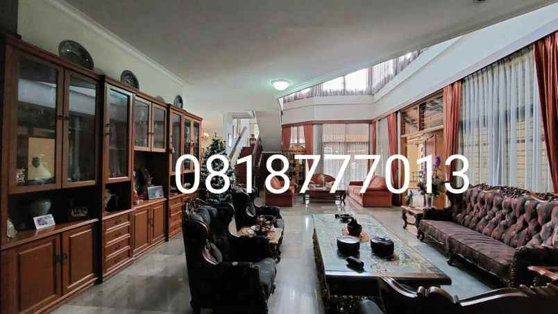 rumah jalan pinang raya