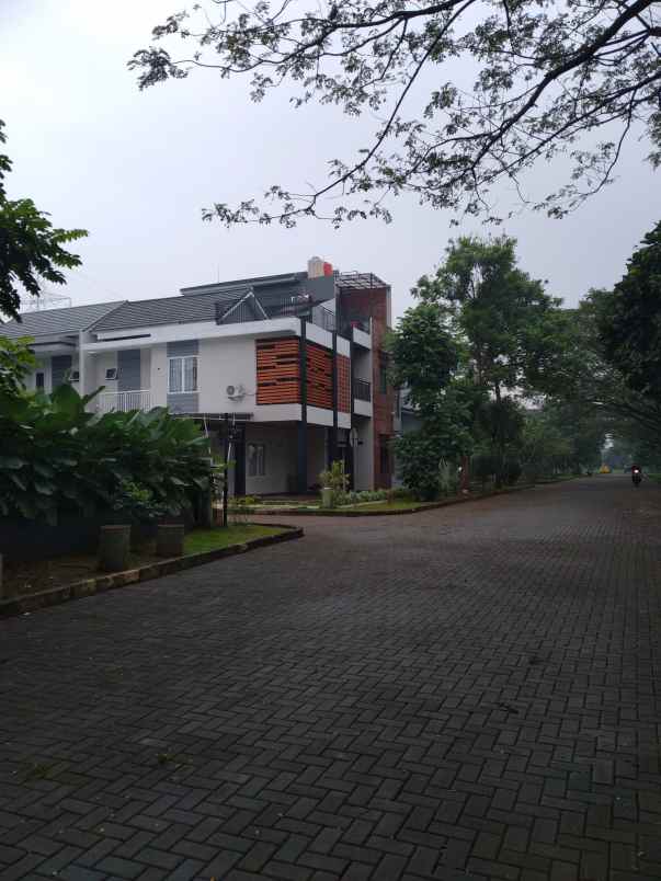rumah jl cinere parkview raya