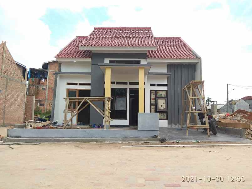 rumah jl hj komaruddin rajabasa