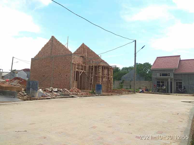 rumah jl hj komaruddin rajabasa
