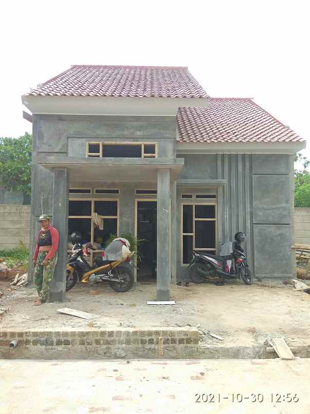 rumah jl hj komaruddin rajabasa