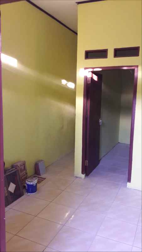 rumah jl ketapang rt 006 rw 03