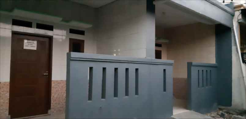 rumah jl ketapang rt 006 rw 03