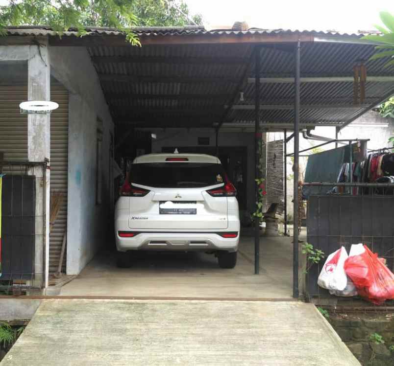 rumah jl komplek pajak cipadu
