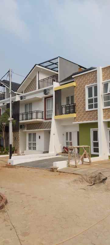 rumah jl mujahidin no 54 parigi