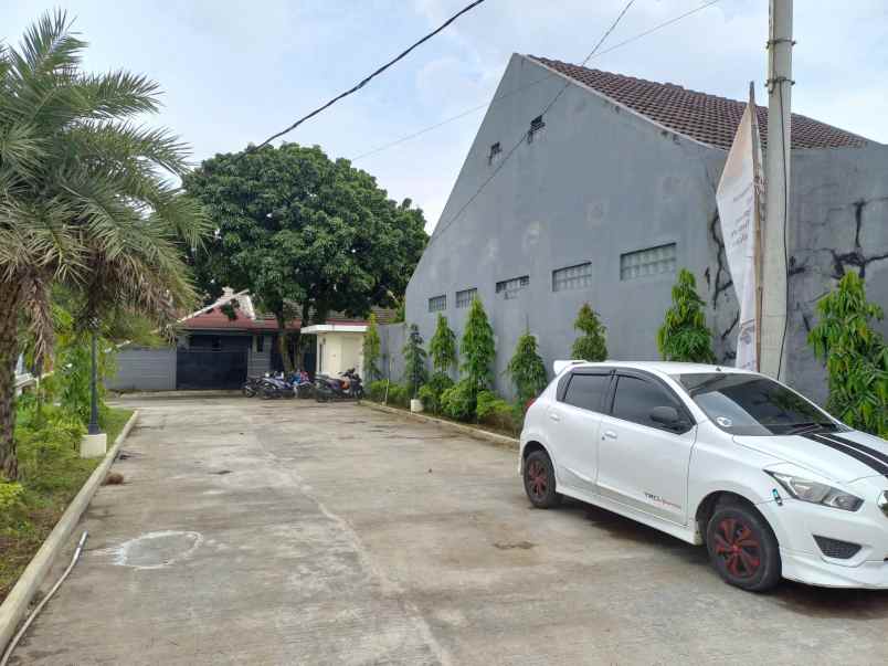 rumah jl raya yasmin