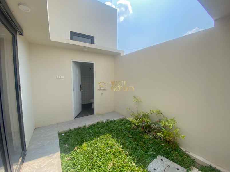 rumah kekinian kontemporer di sidoarum godean sleman