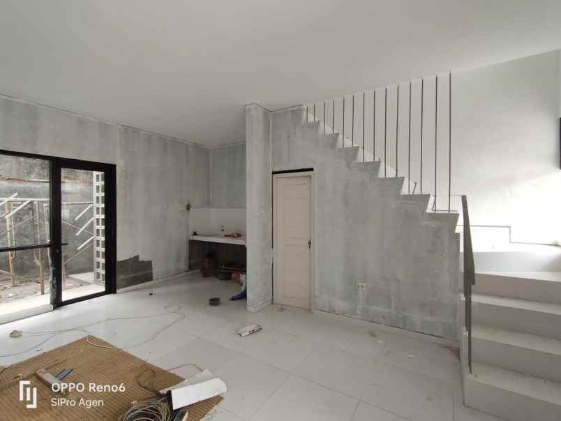 rumah lokasi nempel lebak bulus