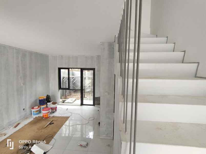 rumah lokasi nempel lebak bulus