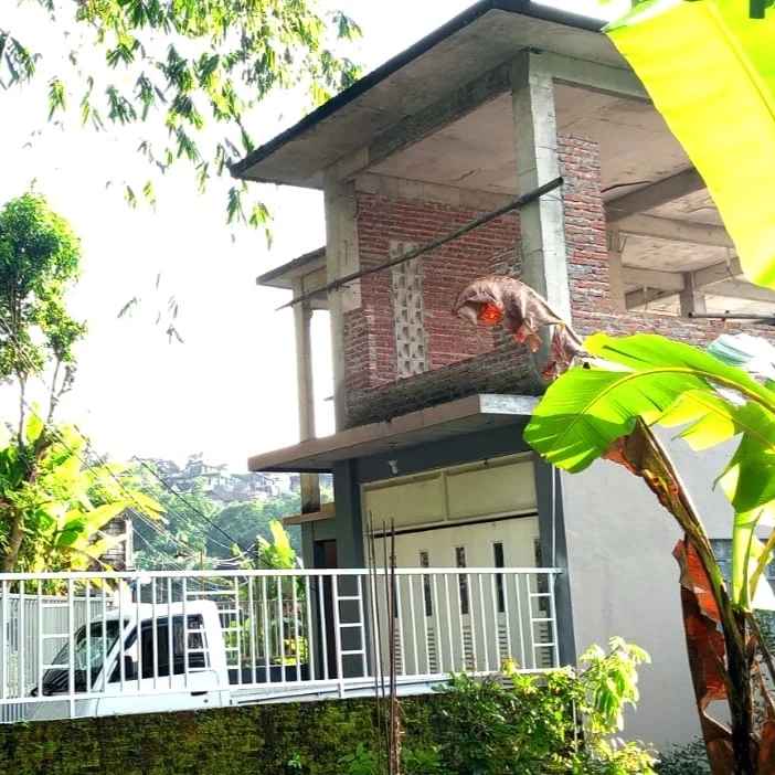 rumah lumbang kuajan gg sono