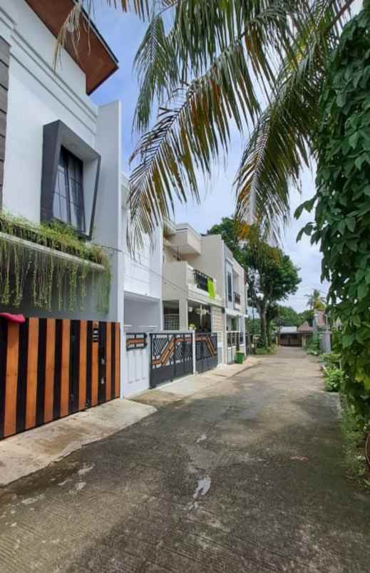 rumah mampang pancoran mas depok