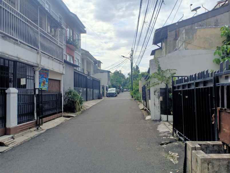 rumah menteng dalam jakarta selatan