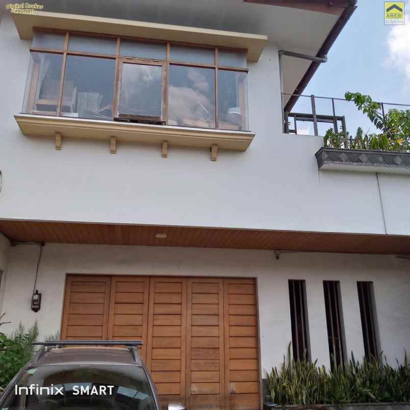 rumah mewah di cibabat cimahi utara kota cimahi