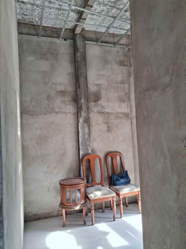 rumah mewah karangrejo banyumanik semarang