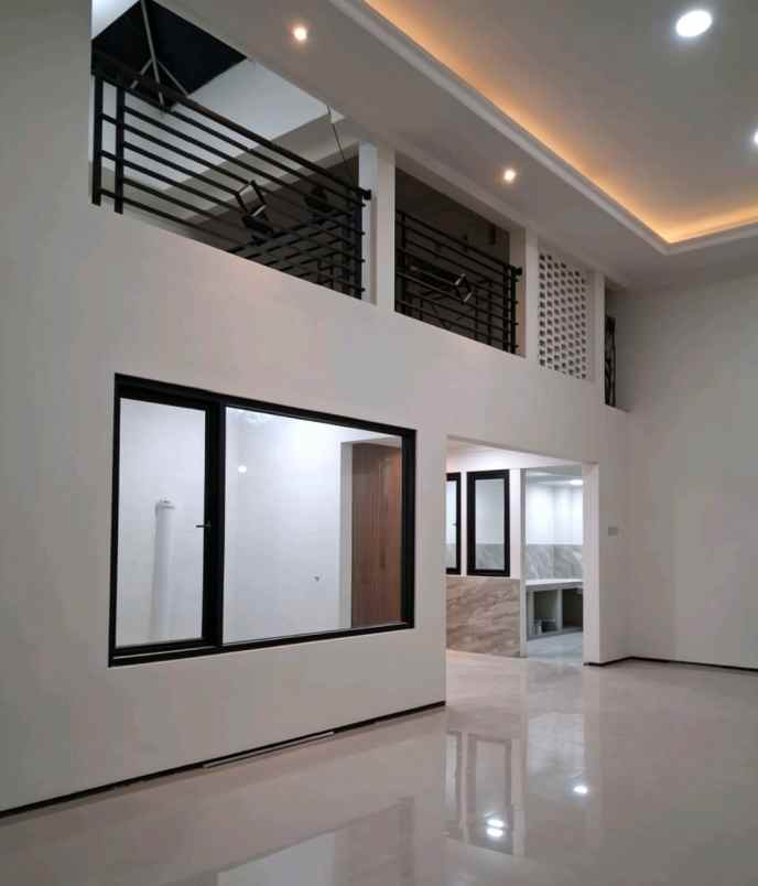 rumah mewah lamper semarang selatan