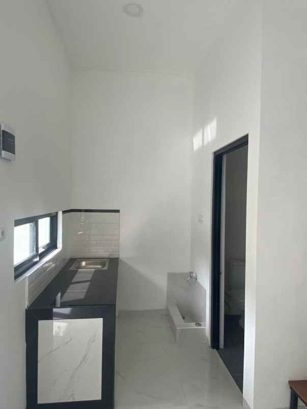 rumah minimalis di koja jakarta utara