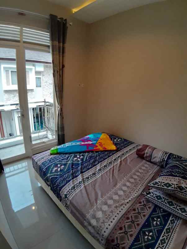 rumah modern siap huni di kusuma pinus batu